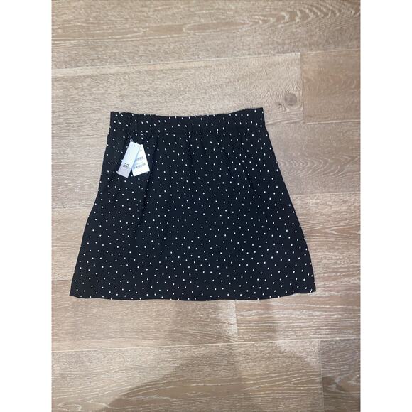 BP. Mini Skater Skirt in Size M Black Polka Dot Nordstrom MRSP$48 Side Zip - Picture 4 of 5